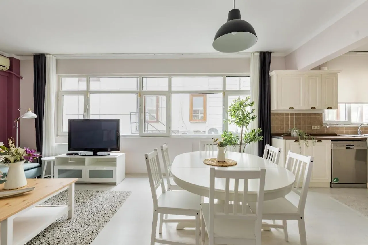 Centrally Located Stylish Flat In Nisantasi Apartment Istanbul